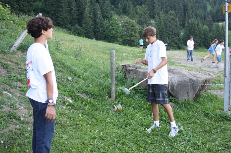 Village Camps International Summer Camp Leysin, Switzerland 2026-08-15 https://www.villagecamps.com/journals_admin/images/710-10-campfire (39).jpg